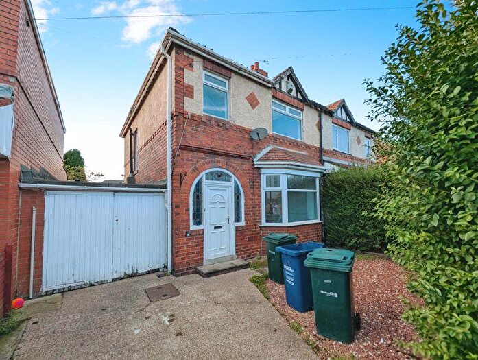 3 Bedroom Semi-Detached House To Rent In Two Ball Lonnen, Fenham, Newcastle Upon Tyne, NE4