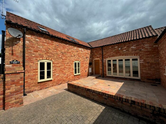3 Bedroom Barn Conversion To Rent In Freemans Lane, Sturton-le-Steeple, Retford, DN22