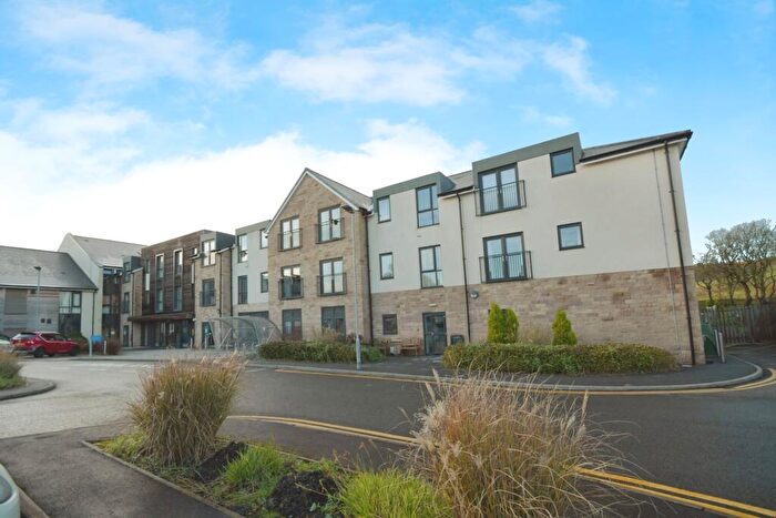 2 Bedroom Property For Sale In Brown Edge Road, Buxton, Derbyshire, SK17