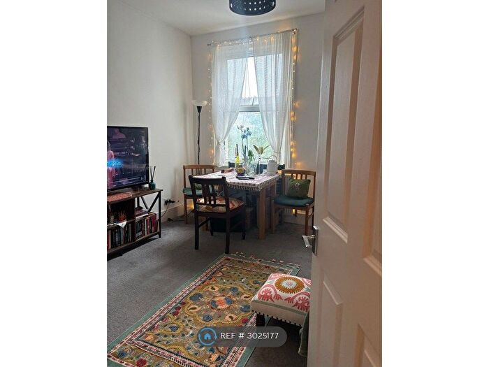 3 Bedroom Semi-Detached House To Rent In Northbrook Road, London, N22