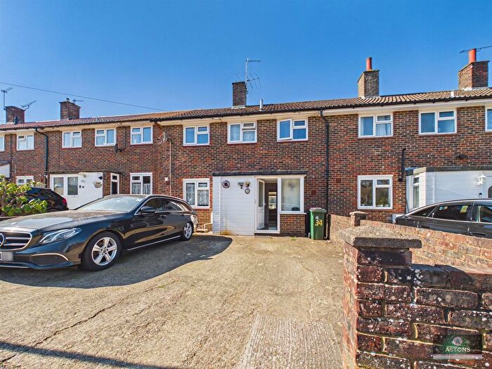 3 Bedroom Terraced House To Rent In Spring Plat, Crawley, RH10