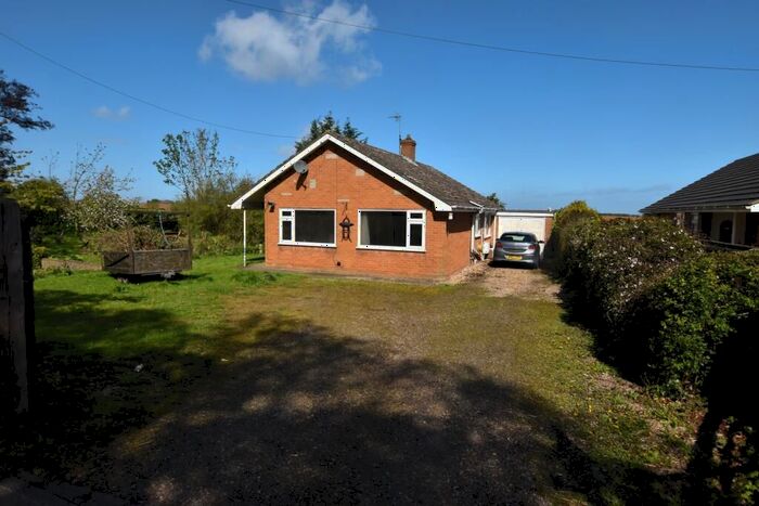 3 Bedroom Bungalow For Sale In Alford Road, Bilsby, Alford, LN13
