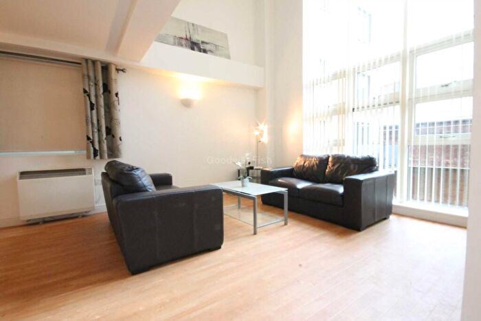 1 Bedroom Apartment To Rent In , Whitworth Street, Manchester, W3