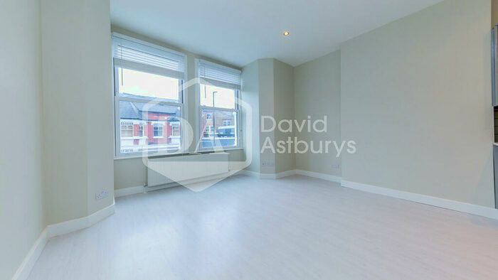 2 Bedroom Apartment To Rent In Church Lane, Crouch End, London, N8