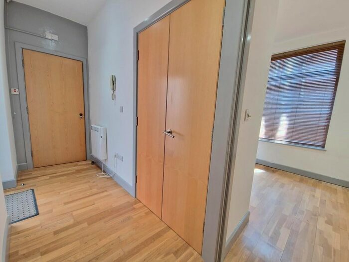 1 Bedroom Flat To Rent In Lendal, York, North Yorkshire, YO1