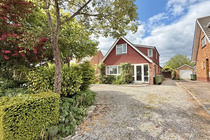 4 Bedroom Detached House For Sale In Locks Heath Park Road, Locks Heath, SO31