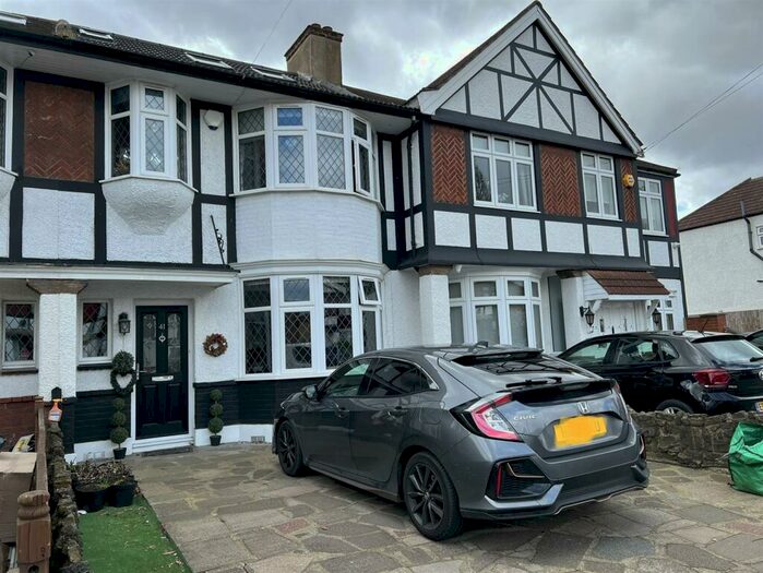 4 Bedroom Terraced House To Rent In Fullwell Avenue, Ilford, IG6