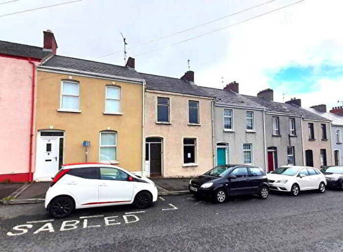 3 Bedroom Terrace House For Sale In Northland Avenue, Derry, BT48