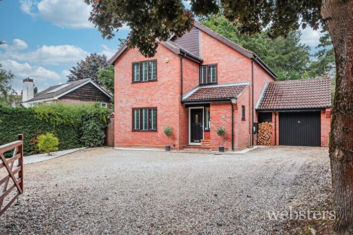 4 Bedroom Detached House For Sale In Sandy Lane, Taverham, NR8