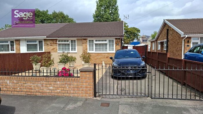 2 Bedroom Semi-Detached Bungalow For Sale In Eastmoor Road, Newport, NP19