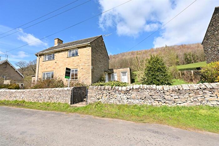 3 Bedroom Detached House For Sale In School Terrace, Marske, Richmond, DL11