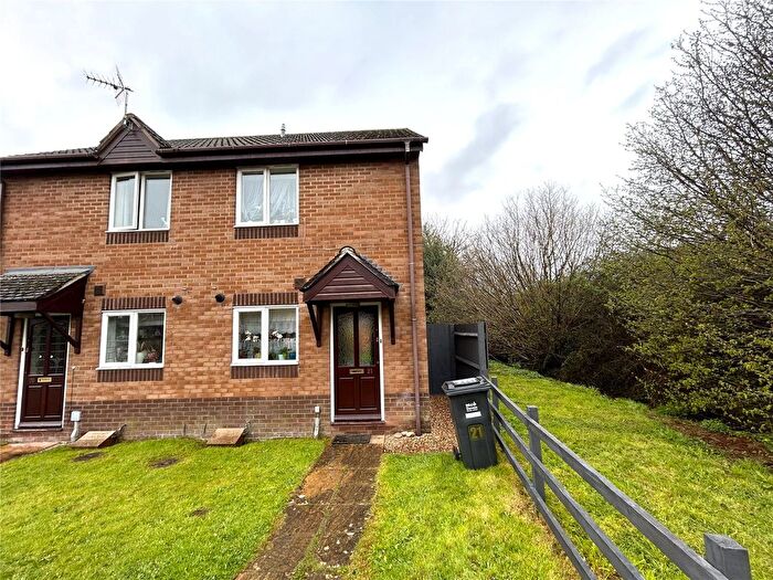 2 Bedroom Detached House To Rent In Gardenia Drive, Tiverton, Devon, EX16