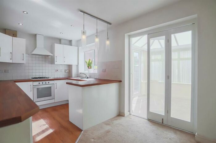 3 Bedroom Semi-Detached House To Rent In Townsend Road, Swinton, Manchester, M27