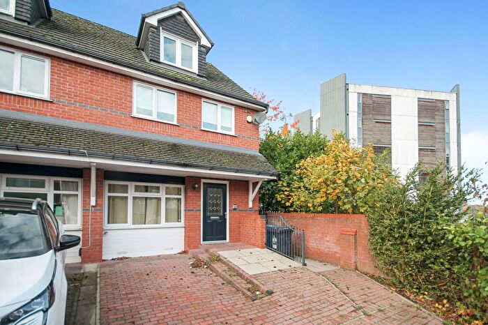 3 Bedroom Detached House To Rent In Thomas Street, Runcorn, WA7