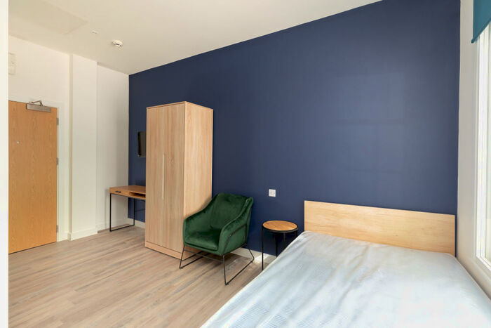 2 Bedroom Apartment To Rent In Bond Street, Bristol, BS2