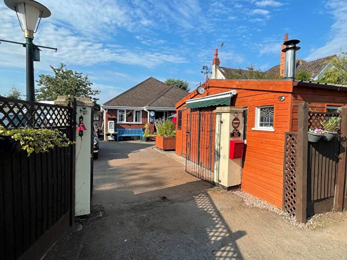 3 Bedroom Bungalow For Sale In Bransford, Worcester, Worcestershire, WR6