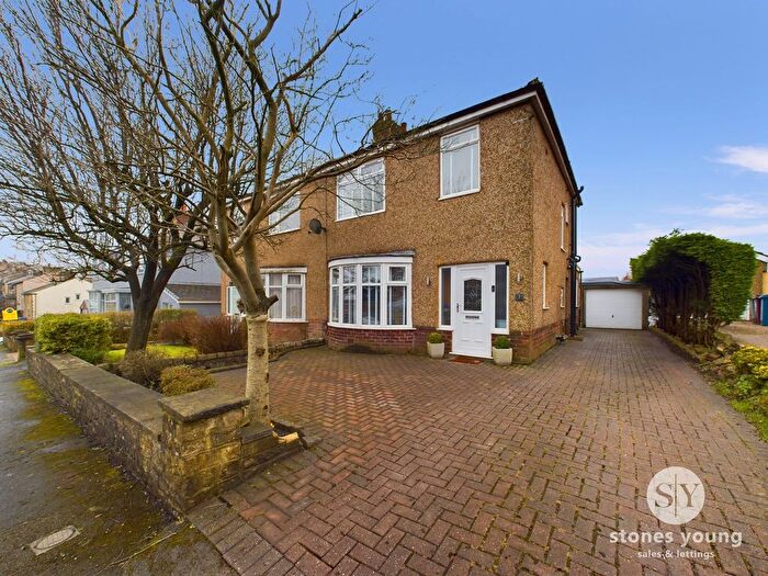 3 Bedroom Semi-Detached House For Sale In Barker Lane, Mellor, BB2