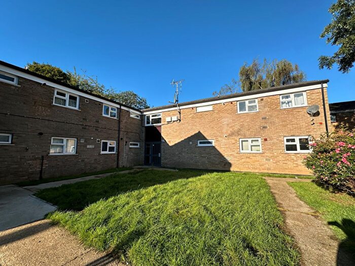 1 Bedroom Flat To Rent In Ripon Road, Stevenage, SG1