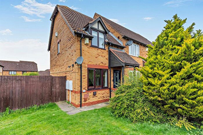 2 Bedroom End Terrace House For Sale In Mithras Gardens, Wavendon Gate, Milton Keynes, MK7