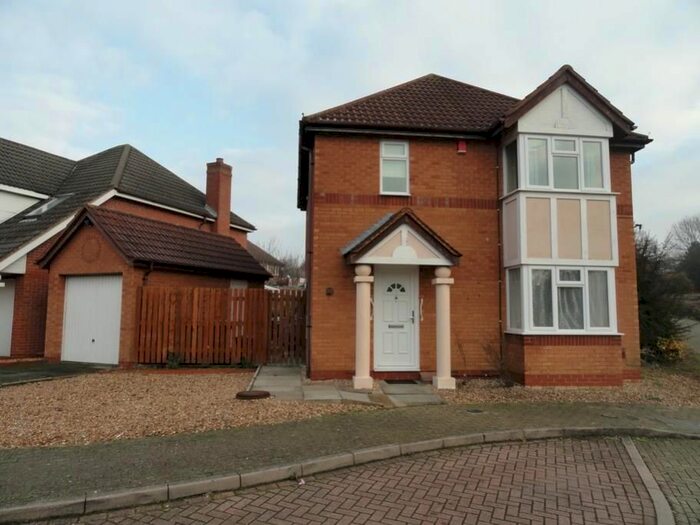 3 Bedroom Semi-Detached Bungalow To Rent In Streatham Place, Bradwell Common, Milton Keynes, MK13
