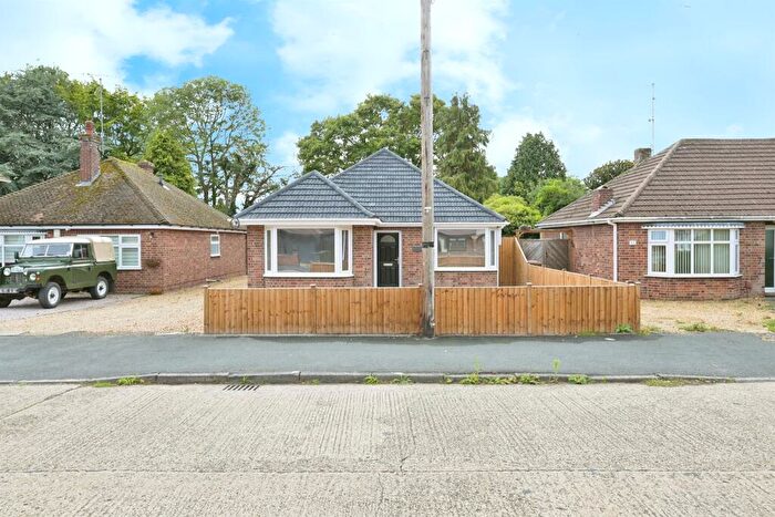 3 Bedroom Detached Bungalow For Sale In Francis Gardens, Peterborough, PE1