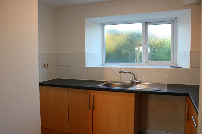 2 Bedroom Flat To Rent In Central Yeovil, Somerset, BA20