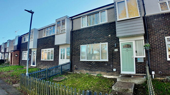 3 Bedroom Terraced House For Sale In Trindehay, Lee Chapel North, Basildon, SS15