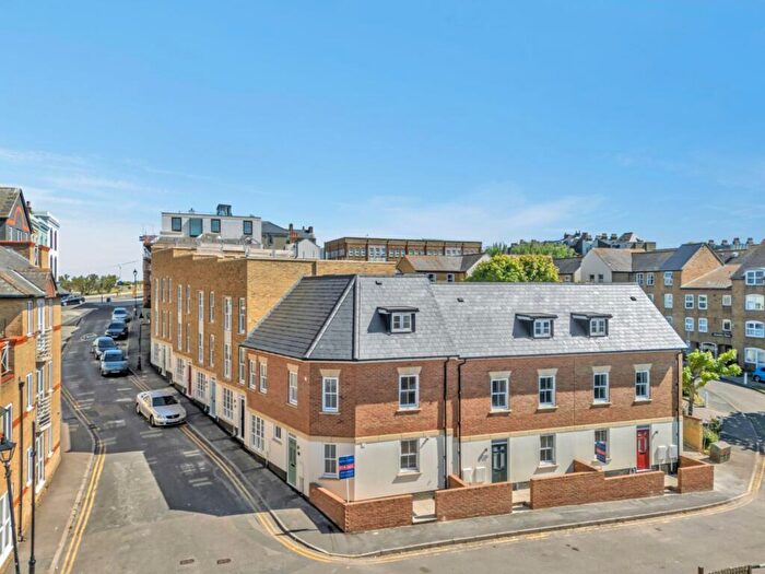 3 Bedroom Terraced House For Sale In Cobbs Place, Margate, CT9