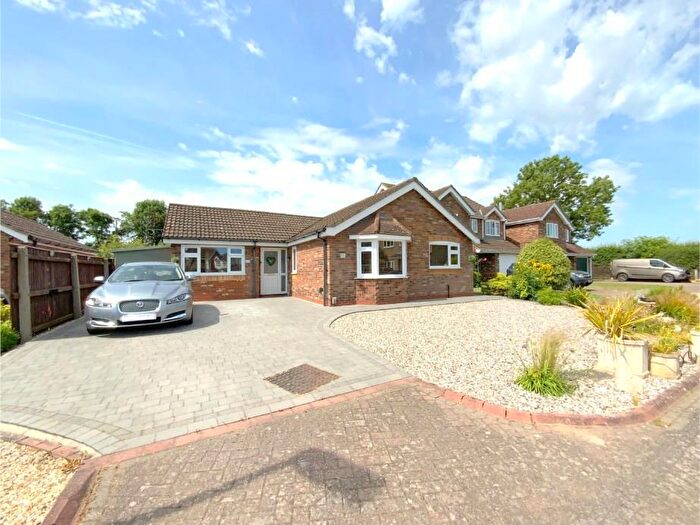 3 Bedroom Bungalow For Sale In Clarkson Drive, Stallingborough, DN41