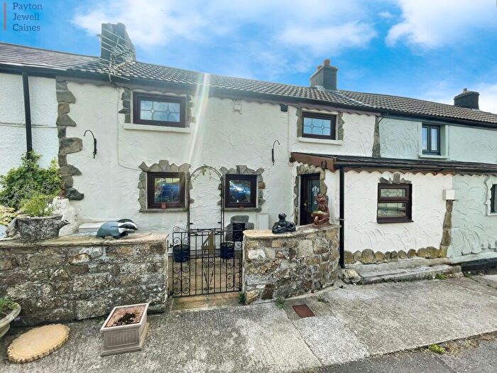 2 Bedroom Cottage For Sale In Rees Row, Bryncethin, Bridgend County., CF32