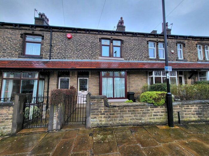 1 Bedroom Flat To Rent In Dudwell Lane, Halifax, HX3