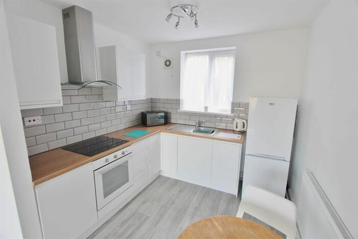 2 Bedroom Flat To Rent In Old Street, Sheffield S2