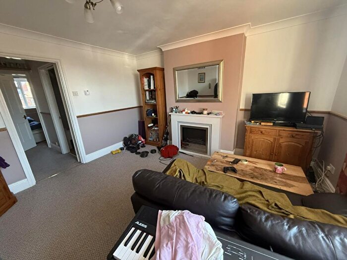1 Bedroom Flat To Rent In Carnarvon Road, Reading, RG1