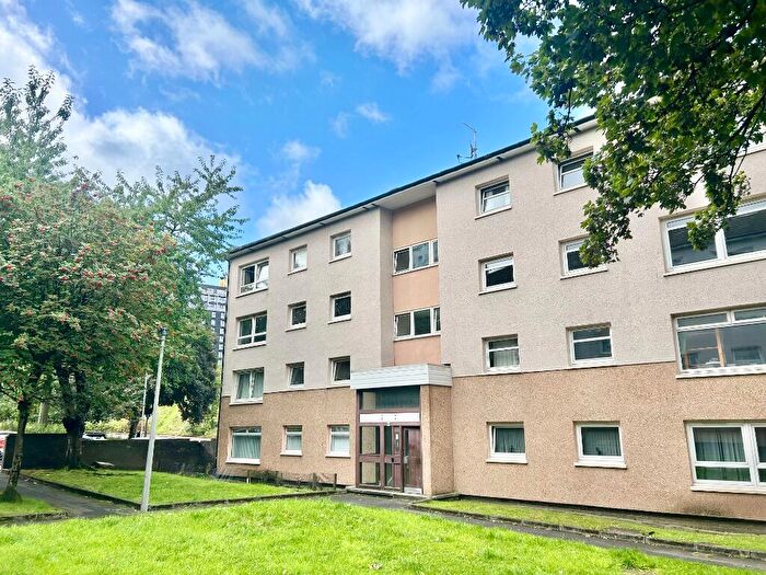 3 Bedroom Flat To Rent In St Mungo Avenue, Townhead, Glasgow, G4