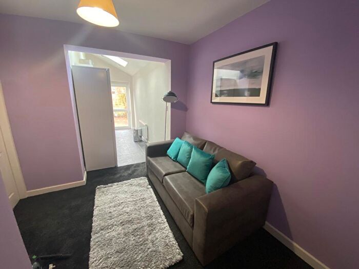 5 Bedroom House To Rent In Manchester Road East, Little Hulton, M38