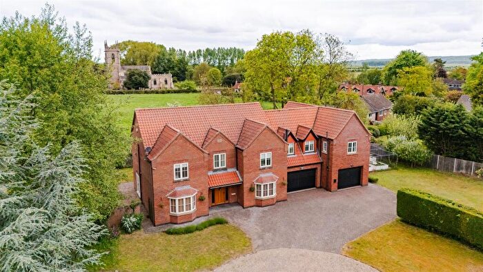 5 Bedroom Detached House For Sale In Haytons Lane, Appleby, DN15
