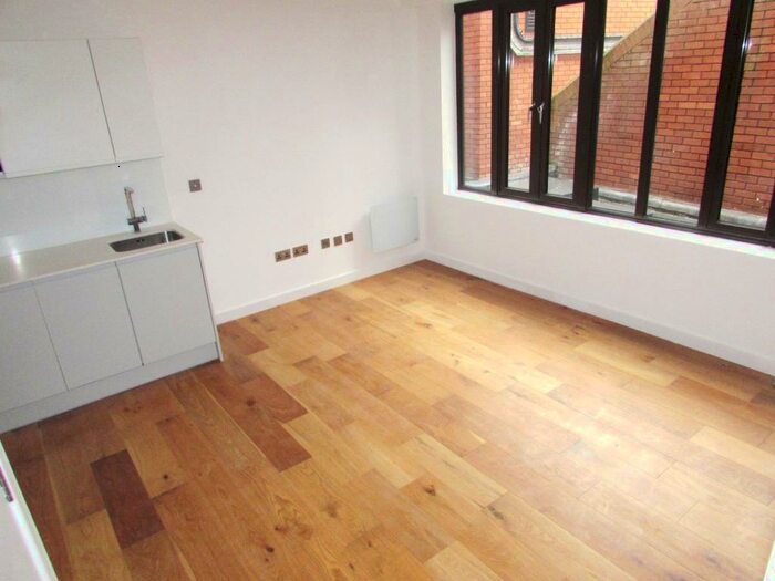 1 Bedroom Apartment To Rent In High Street, Maidenhead, SL6