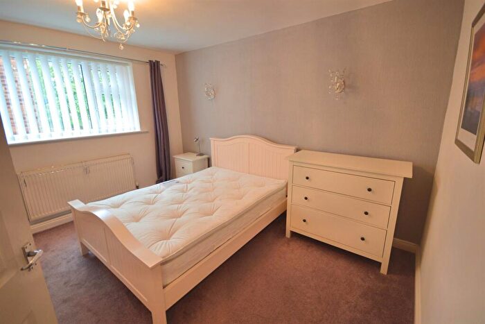 1 Bedroom Apartment To Rent In Wardle Road, Sale, M33