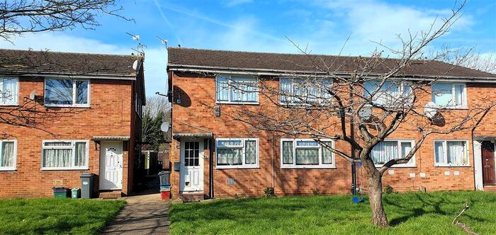 2 Bedroom Maisonette To Rent In Peninsular Close, Feltham, TW14