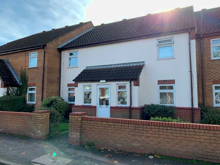 1 Bedroom Flat To Rent In Brancaster Court, Wisbech, PE13