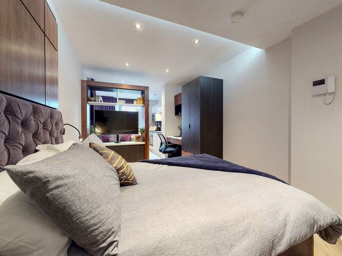 Studio To Rent In Wade Lane, Arena Quarter, Leeds, West Yorkshire, LS2