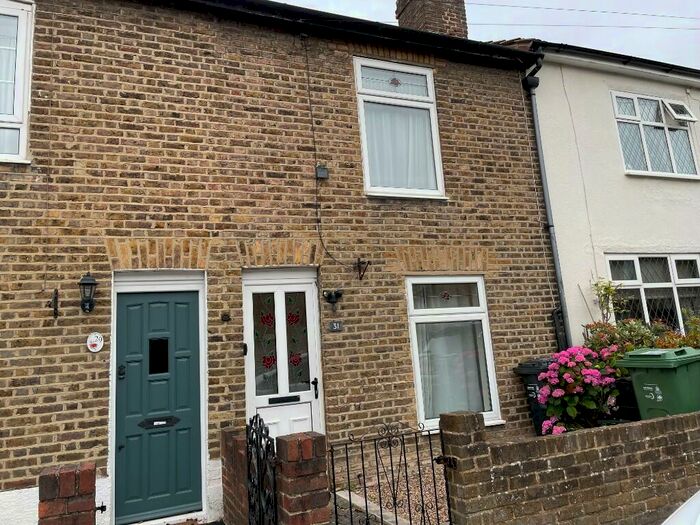 2 Bedroom Terraced House To Rent In St. James Road, Carshalton, Surrey, SM5