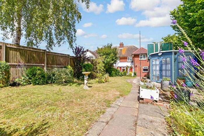 3 Bedroom Semi Detached House For Sale In Northbourne Road, Great Mongeham, Deal, Kent, CT14