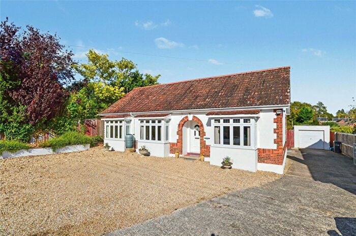 4 Bedroom Bungalow For Sale In Newtown, Langport, Somerset, TA10