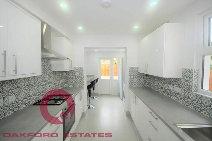 3 Bedroom Terraced House To Rent In Clonmell Road, Seven Sisters, N17