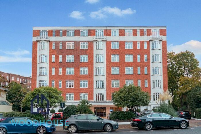 Studio To Rent In Grove End Road, London, NW8