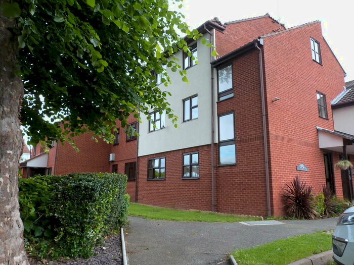 1 Bedroom Apartment To Rent In Manor Court, Manor Road, EN9