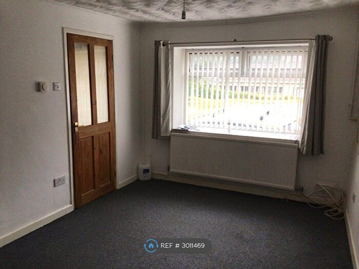 2 Bedroom Terraced House To Rent In Lyons Place, Neath, SA11