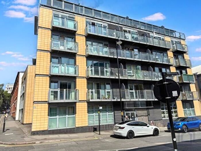 1 Bedroom Flat For Sale In Churchgate Plaza Holliday Street, Birmingham, B1