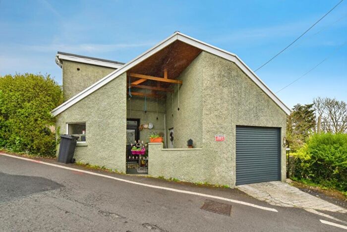 3 Bedroom Detached House For Sale In Graig Road, Trebanos, Pontardawe, Swansea, SA8